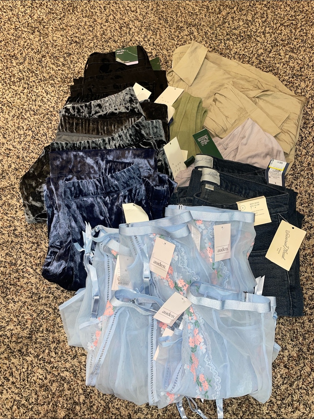 Target Resell Woman’s Bundle Various Sizes All NWT #3
